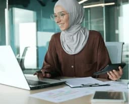 صورة الدكتورة نورهان ياسر
